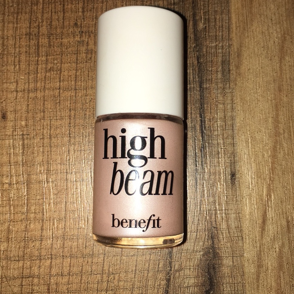 benefit high beam liquid highlighter